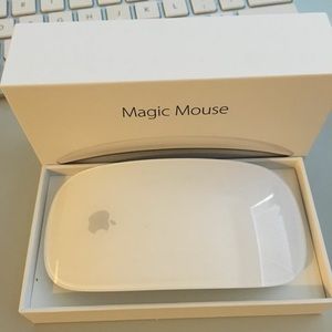Apple Magic Mouse 2
